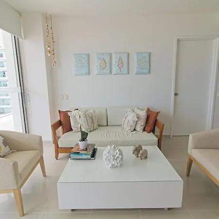 Apartamento Beachfront Luxury 2br - Pool, Balcony & Ocean Vie *